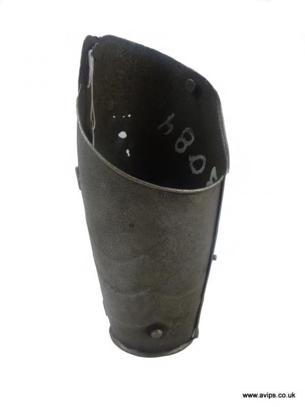 15TH CENTURY STYLE LOWER CANNON -  FLUTED WITH A HINGE AND PIN CLOSING MECHANISM — image 5