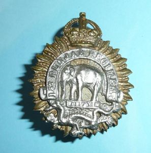 Indian Army - 1st Punjab Regiment bi-metal Cap Badge, pre …