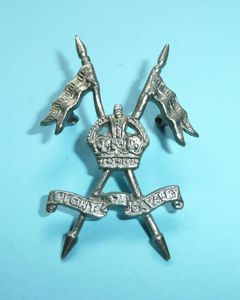 Indian Army - 7th Light Cavalry White Metal Cap Badge