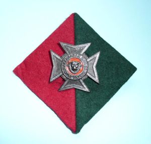 South Africa - Kaffrarian Rifles Beret Badge complete with Felt …
