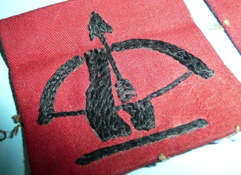 WW2 Anti-Aircraft AA Command Over Stitched Matching Pair Formation Signs Ptches Flashes Badges — image 2