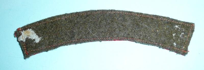 Worcestershire Regiment Woven White on Red Cloth Shoulder Title - on Battledress Backing — image 2