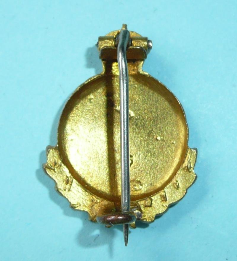 WW1 -18th (Queen Marys Own) Hussars Gilt and Enamel Sweetheart Brooch Pin Badge — image 3