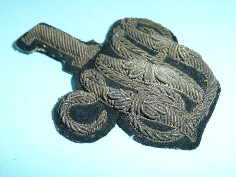 1st West India Regiment Officers Bullion Forage Cap Badge — image 4