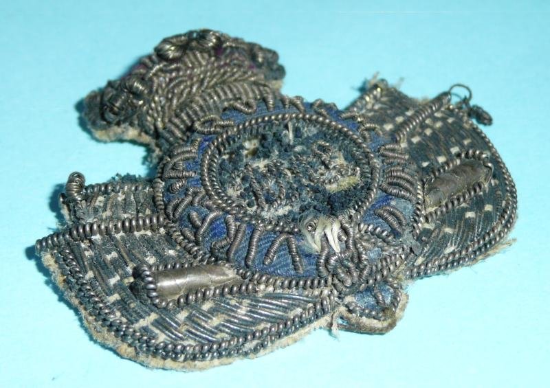 Early Victorian QVC Royal Military College Sandhurst Bullion Badge — image 4