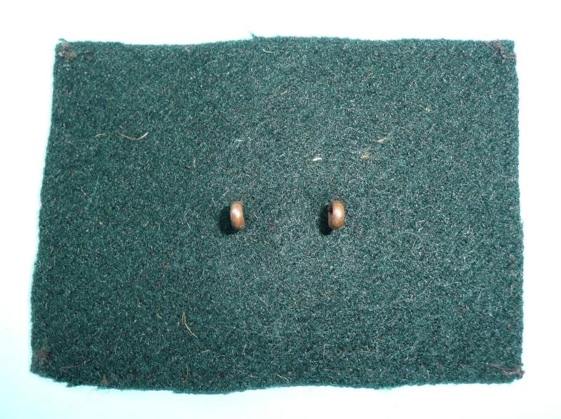 Ireland - Royal Irish Constabulary Auxiliaries - Tudor's Toughs Cap Badge on original Silk Union Flay Backing — image 2