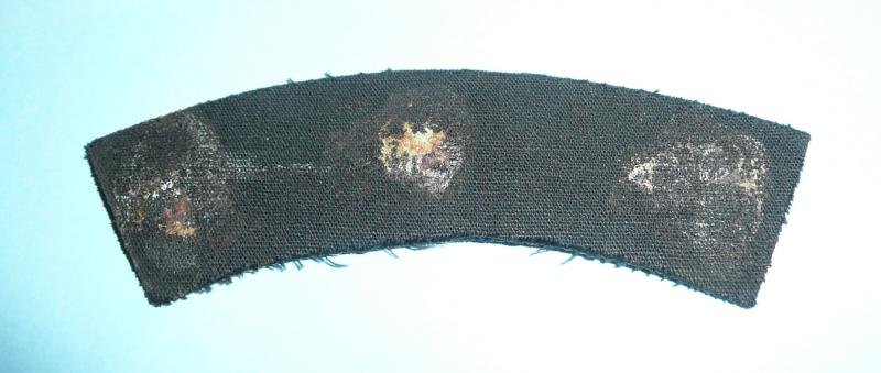 WW2 Printed Buffs ( Royal East Kent Regiment ) White on Red Cloth Shoulder Title — image 2