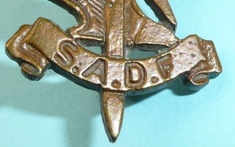 WW2 Sudan Auxiliary Defence Force (SADF) Cast Brass Cap Badge — image 2
