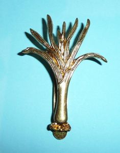 Welsh Guards Gilding Metal Brass Cap Badge