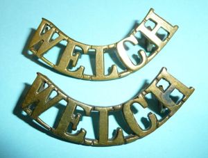 Welch Regiment Other Ranks Matched Pair of Brass Shoulder Titles
