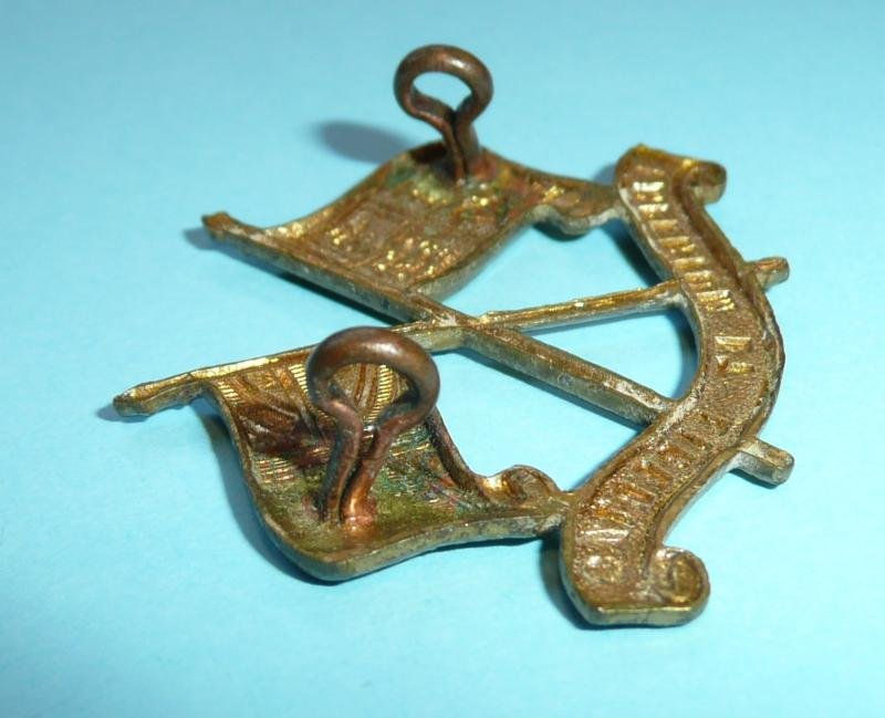 South Africa - ILH Imperial Light Horse Brass Collar Badge — image 3