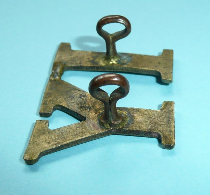 Boer War Vintage Large IY Slouch Hat Brass Cap Badge / Shoulder Title — image 4