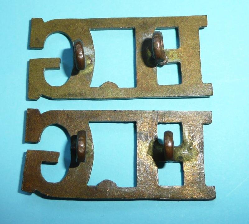 WW2 Home Front - HG Home Guard Matched Pair of Brass Shoulder Titles — image 2