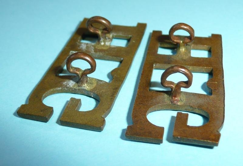 WW2 Home Front - HG Home Guard Matched Pair of Brass Shoulder Titles — image 3