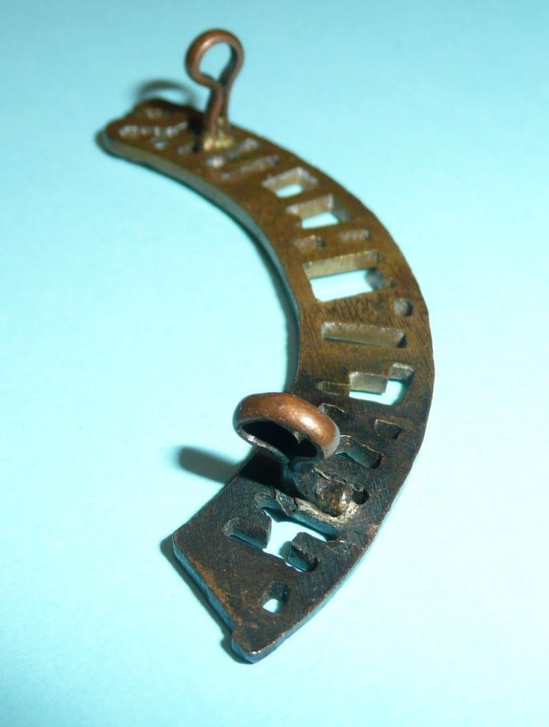 WW1 / WW2 South African Forces Brass Shoulder Title — image 3