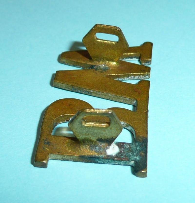 BW Barrack Warden Large Brass Cap Badge, Collar Badge & Shoulder Title — image 5