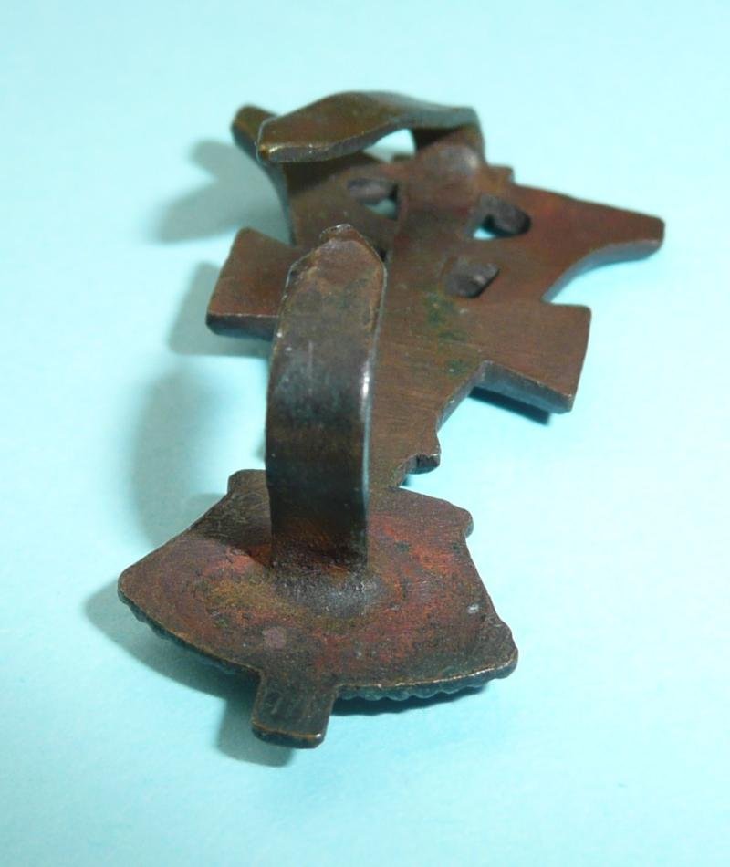 19th Royal Hussars (Queen Alexandra's Own) Officer's OSD Bronze Cap Badge - Blades — image 3