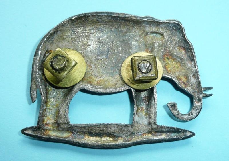 19th Royal (Queen Alexandra's Own) Hussars Officer's Silver Plated Cross Belt Ornament Badge — image 2