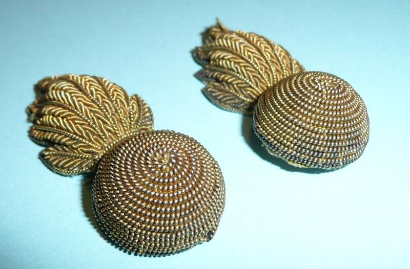 Matched Pair of Royal Artillery Officer's Gold Bullion Thread Grenade Collar Badges — image 2