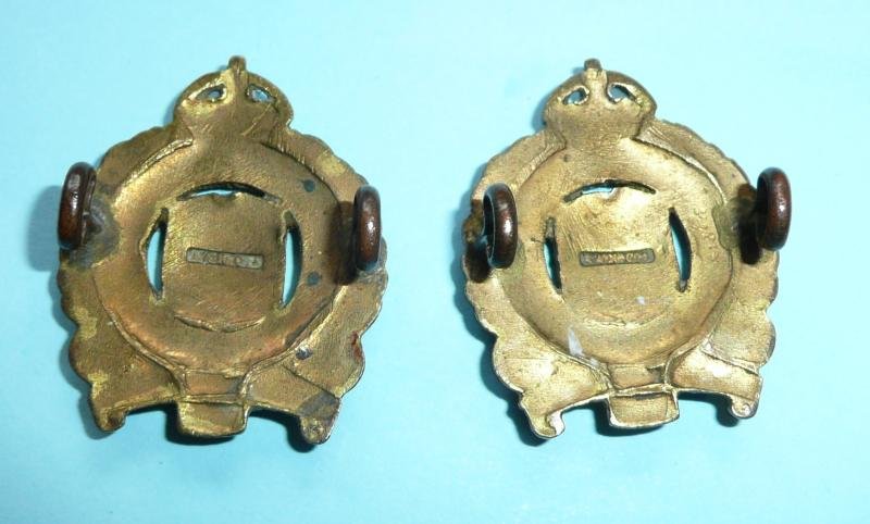 Indian Army (AFI) - 1st Madras Volunteer Guards / Infantry Volunteers Officer's Matched Pair of Gilt Brass Collar Badges, King's Crown — image 3
