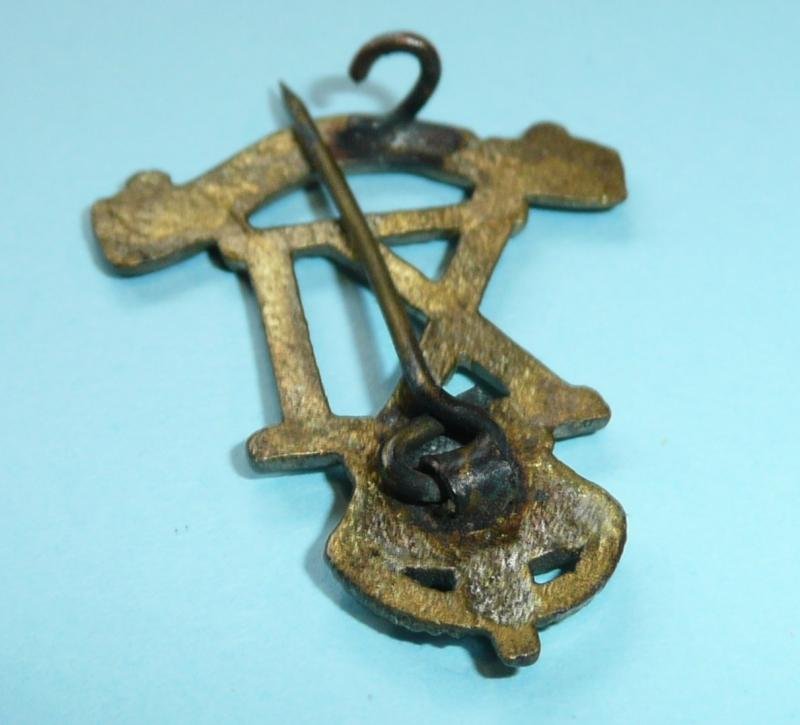 British Indian Army - The IX (9th) JAT Regiment Cast Brass Other Ranks Pagri / Turban Badge — image 5