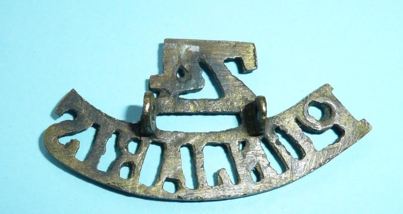 WW1 British Indian Army - 74 / Punjabis Cast Brass Shoulder Title — image 2