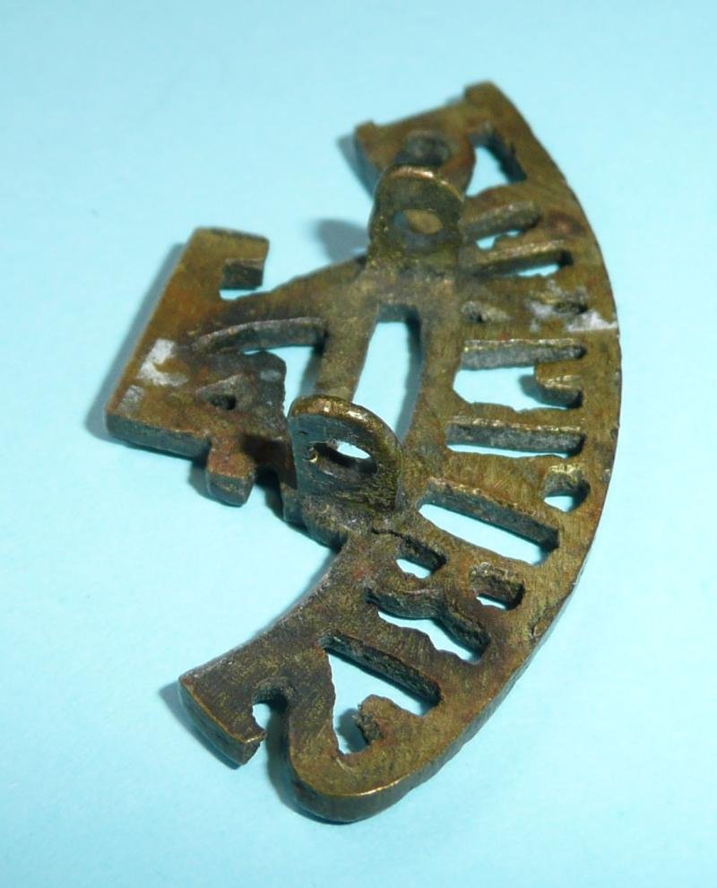 WW1 British Indian Army - 74 / Punjabis Cast Brass Shoulder Title — image 3