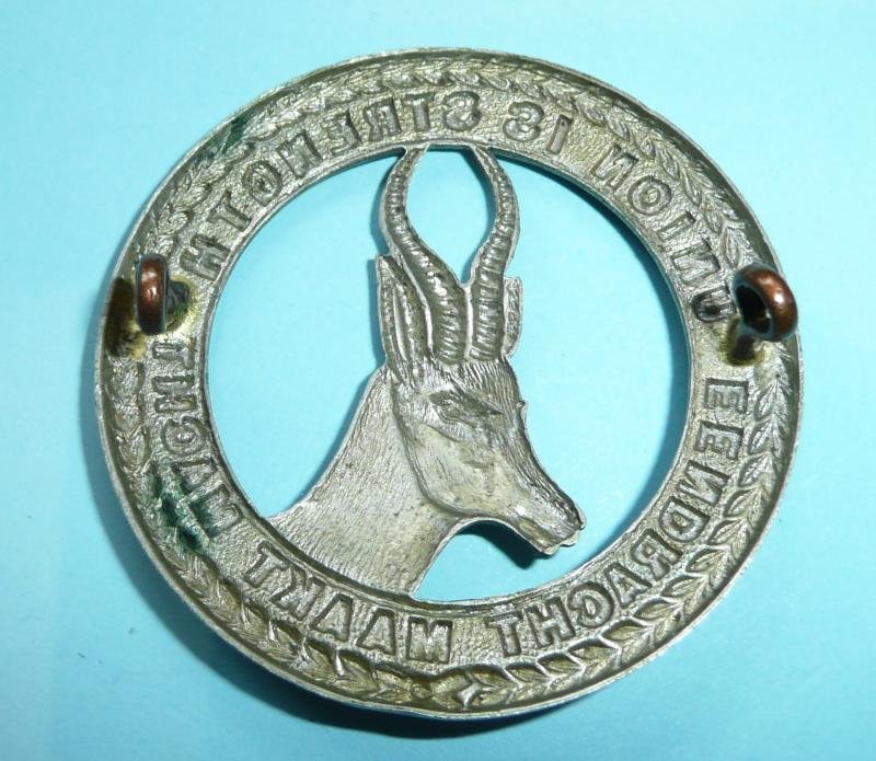 South African Scottish Infantry Regiment General Service White Metal Badge, 1916 - 1927 — image 3