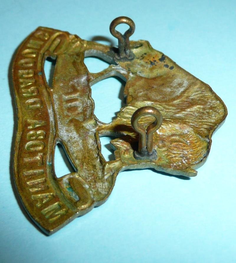 WW2 Canada - 12th Manitoba Dragoons Brass Cap Badge — image 4