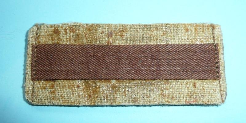 WW1 - '9L' - 9th Queen's Royal Lacners Woven White on Khaki Cloth Slip On Shoulder Title — image 2