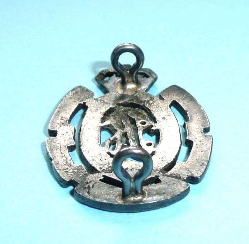 Indian Army - Queen Victoria's Own Corps of Guides (Frontier Force) (Lumsden's Cavalry) Unmarked Silver Officer's Field Service Cap Badge — image 4