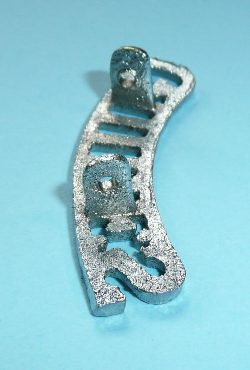 Indian Army - Guides (Frontier Force) Cast Chrome White Metal Shoulder Title — image 3