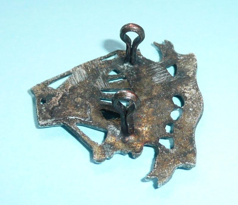 Indian Army - 2nd Punjab Regiment White Metal Cap Badge — image 3