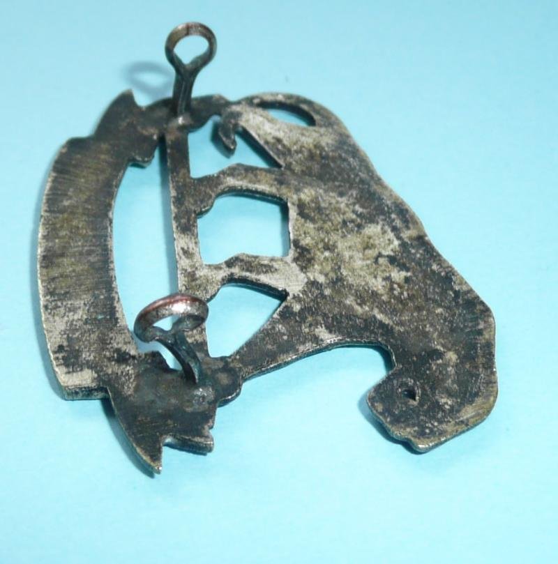 Pakistan - East Bengal Regiment White Metal Cap Badge — image 4