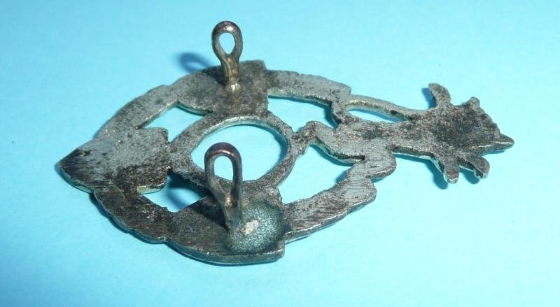 WW2 East African Electrical & Mechanical Engineers (EAEME) Cast White Metal Cap Badge — image 4