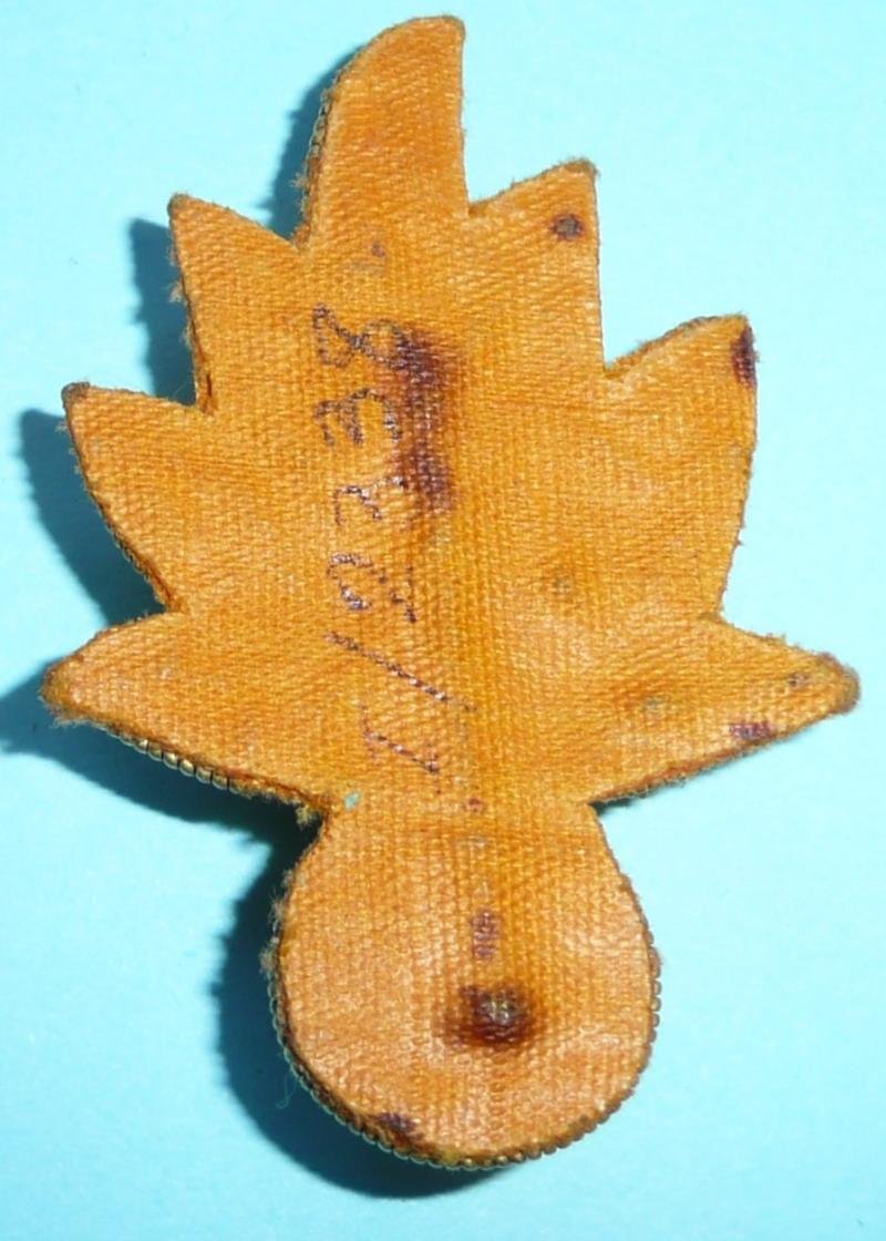 Grenadier Guards Officer's Gold Bullion Badge for Forage Cap / Side Cap — image 3