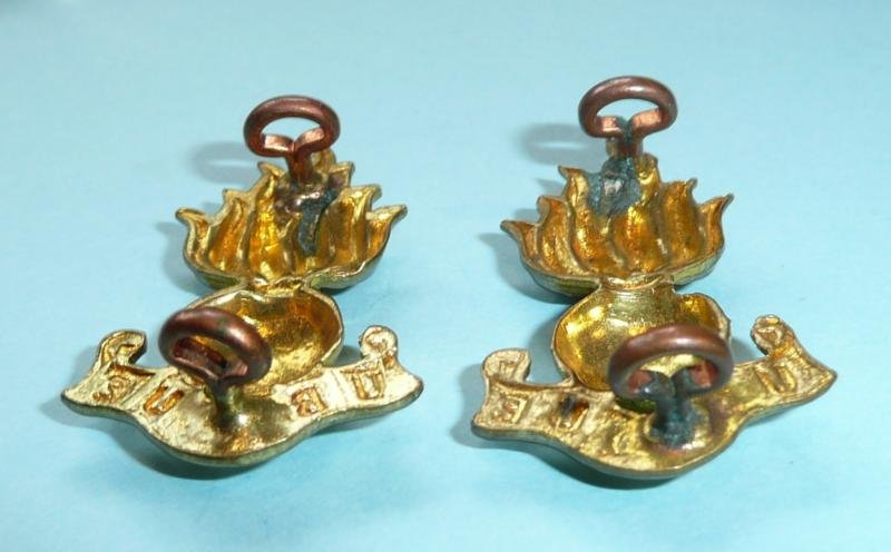Royal Engineers Matched Pair of Gilding Metal Collar Badges — image 3