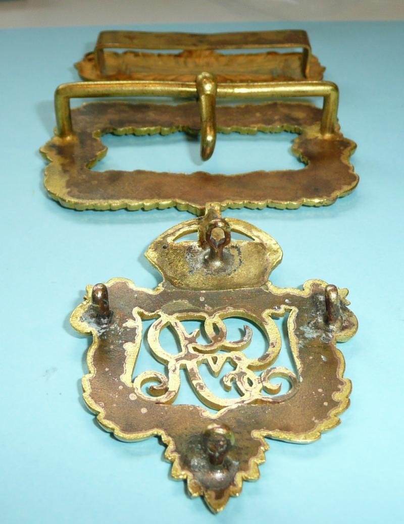 Royal Artillery Officer's No 1 Dress Pouch Belt Ornaments - Fire Gilt, George V Cypher — image 5