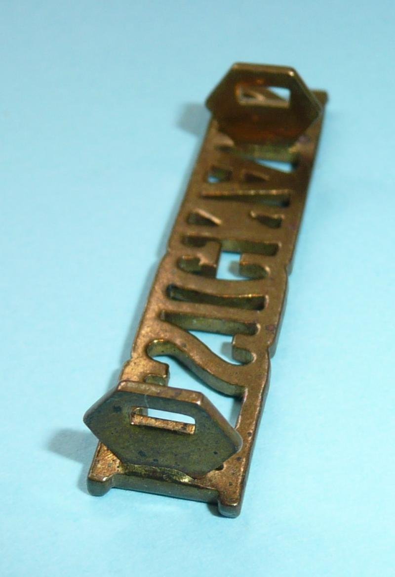 Royal Corps of Signals Brass Metal Shoulder Title — image 4