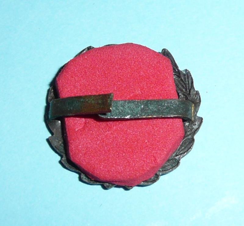 Glosters Gloucestershire Regiment OSD Officer's Bronze Back Badge - Blades — image 3