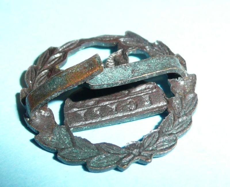 Glosters Gloucestershire Regiment OSD Officer's Bronze Back Badge - Blades — image 4
