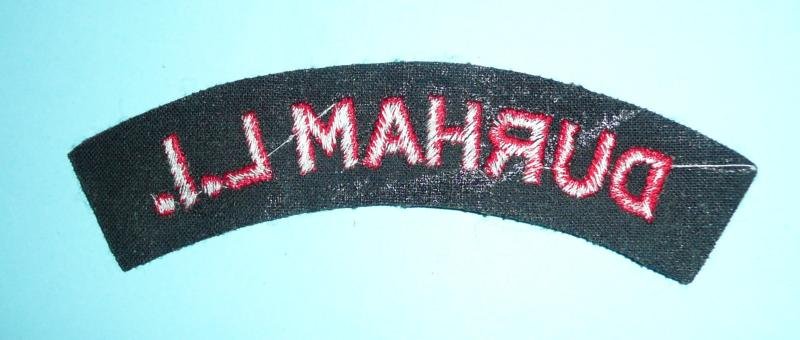6th Battalion Durham L.I. ( DLI ) Other Ranks Embroidered Red on Green Felt Cloth Shoulder Title — image 2
