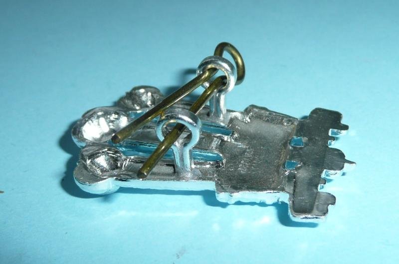 British Army The Welsh Brigade AA Staybrite Cap Badge — image 3