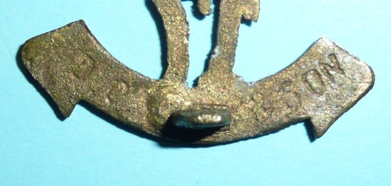 British Indian Army - 17th Dogra Regiment Other Ranks Cast Brass Cap Badge - Maker marked — image 4