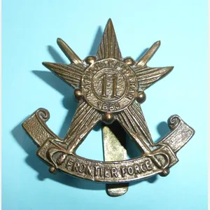 Pakistan Army - 11th PAVO (Frontier Force) Cavalry Cap Badge, …
