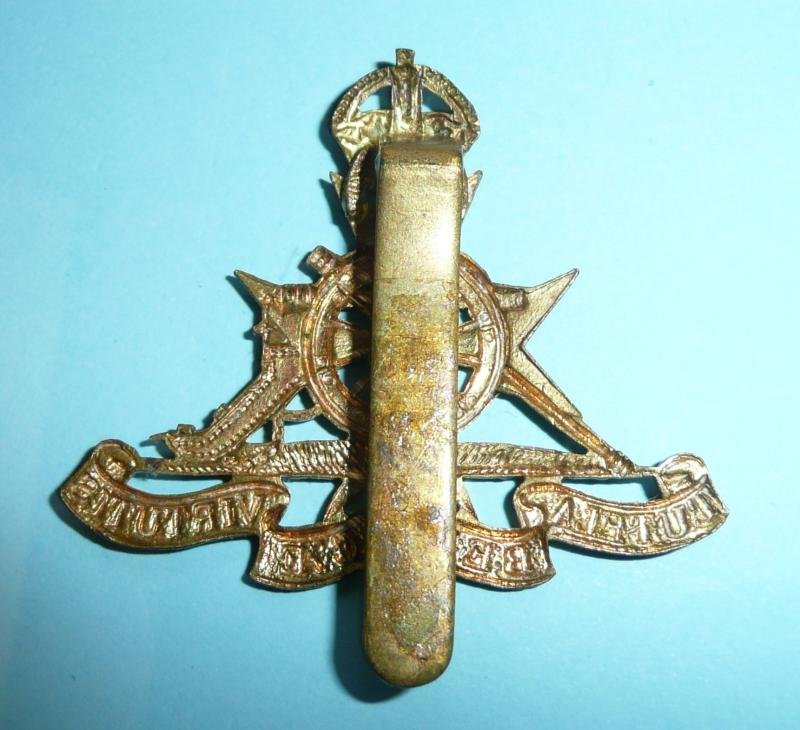Royal Malta Artillery Bi-Metal Beret Cap Badge, King's Crown — image 2