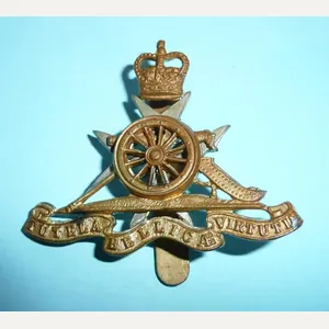 Royal Malta Artillery Bi-Metal Beret Cap Badge, Queens Crown
