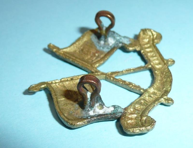 South Africa - ILH Imperial Light Horse Cast Brass Collar Badge — image 4