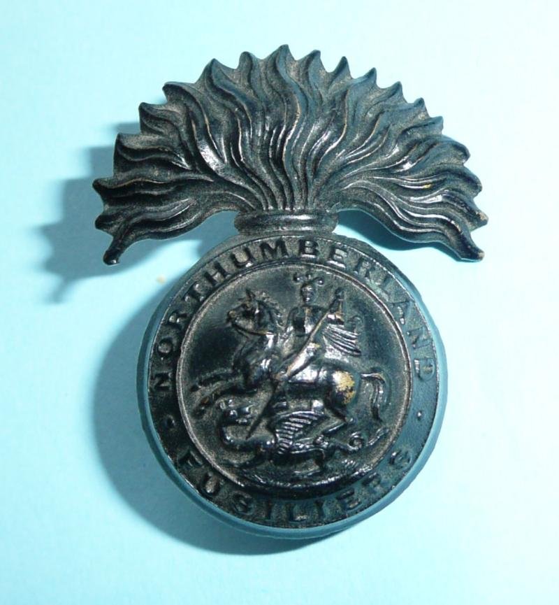 1st Volunteer Battalion (VB) Northumberland Fusiliers (NF) Other Ranks Blackened Brass Cap Badge — image 2