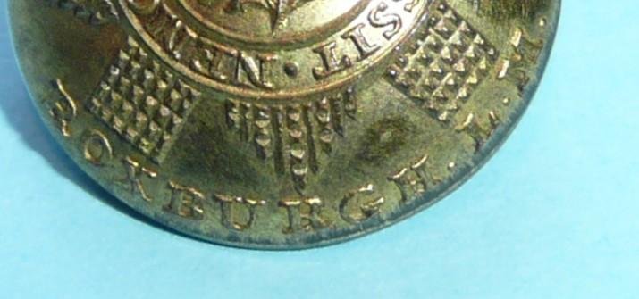 Georgian / Napoleonic Roxburgh Local Militia (Scotland) Officer's Gilt Tunic Coatee Button — image 2